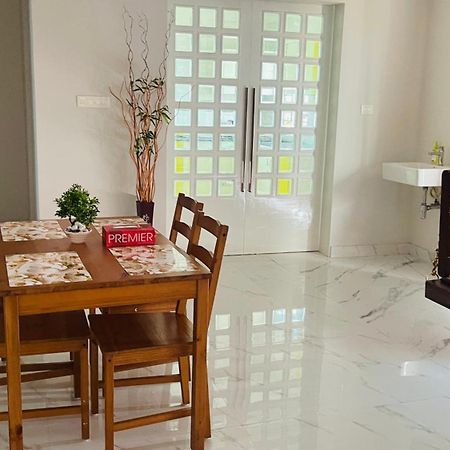 Rajamandiram 3Bhk Ac Apartment In Trivandrum Central Thiruvananthapuram Dış mekan fotoğraf