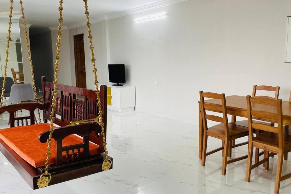 Rajamandiram 3Bhk Ac Apartment In Trivandrum Central Thiruvananthapuram Dış mekan fotoğraf