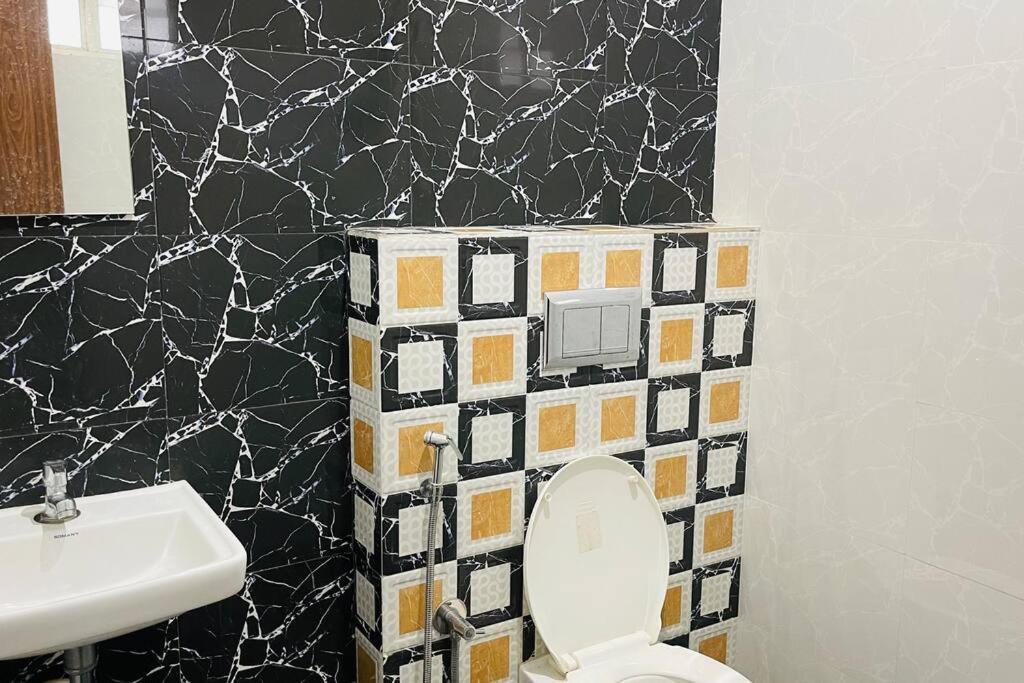 Rajamandiram 3Bhk Ac Apartment In Trivandrum Central Thiruvananthapuram Dış mekan fotoğraf